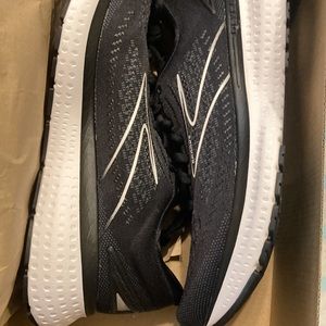 Brooks Glycerin black/white 7.5